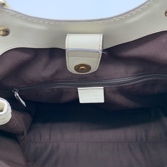 Gucci Iconic Sukey Bag Medium - Picture 5 of 8